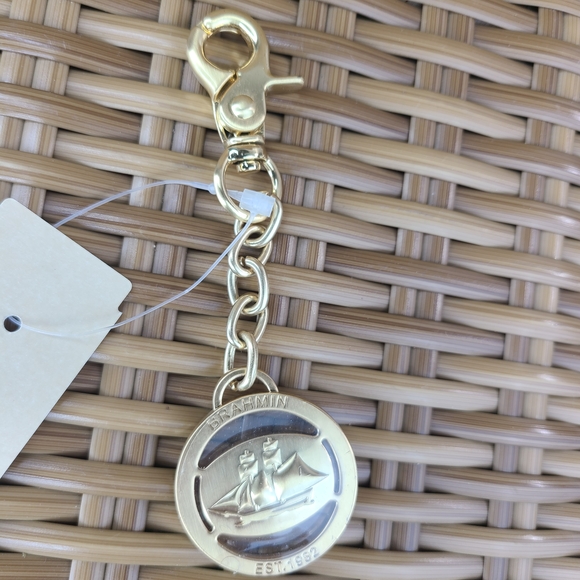 Brahmin Heritage Medallion Keychain Signature Gold - Picture 3 of 6
